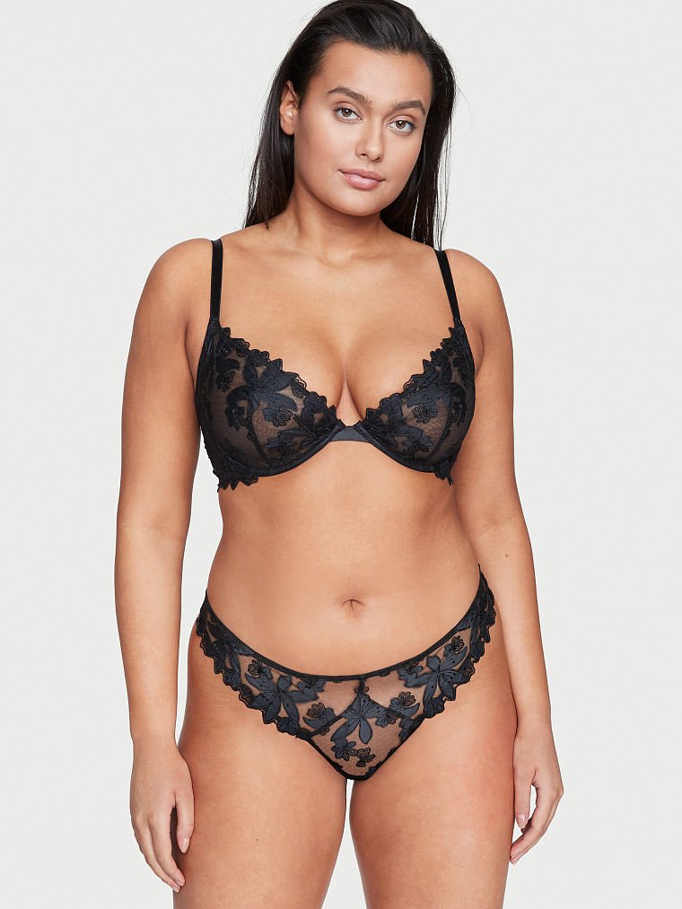 Victoria Secret Very Sexy unlined Lace Demi Cup Long Kuwait